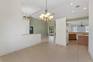 1112 SE Strathmore Dr, Port Saint Lucie, FL 34952 - Photo 17