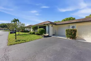 4903 Equestrian Cir, Boynton Beach, FL 33436 - Photo 3
