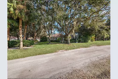 1590 SW Balmoral Trace, Stuart, FL 34997 - Photo 7