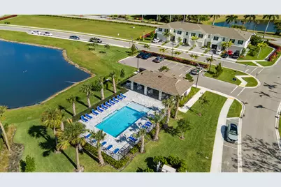 4250 Lagoon Shore Drive, Lake Worth, FL 33467 - Photo 31