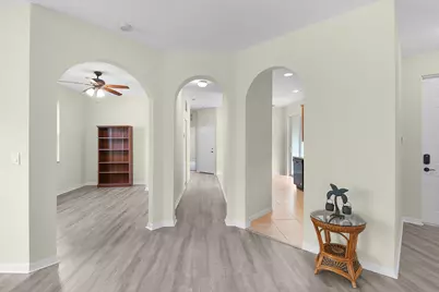 10033 SW Stonegate Drive, Port Saint Lucie, FL 34987 - Photo 11