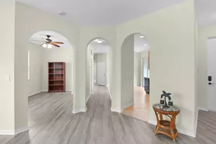 10033 SW Stonegate Dr, Port Saint Lucie, FL 34987 - Photo 11