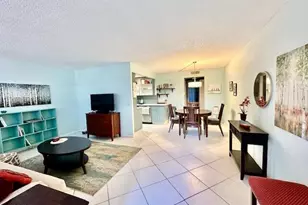 2070 Cornwall D, Boca Raton, FL 33434 - Photo 3