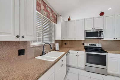 8878 Via Tuscany Drive, Boynton Beach, FL 33472 - Photo 15