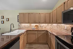 1020 Lytham Ct, West Palm Beach, FL 33411 - Photo 7