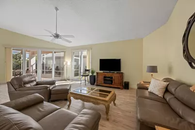 1020 Lytham Court, West Palm Beach, FL 33411 - Photo 5