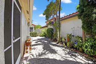 11563 Colonnade Dr, Boynton Beach, FL 33437 - Photo 33