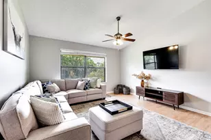 13065 Albright Ct, Wellington, FL 33414 - Photo 3