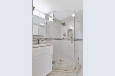 1131 Violet Terrace #104, Delray Beach, FL 33445 - Photo 19