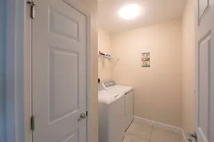 2550 NW Treviso Cir, Port Saint Lucie, FL 34986 - Photo 29