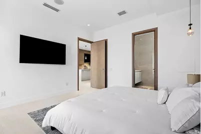 246 NE 6th Avenue #201, Delray Beach, FL 33483 - Photo 11