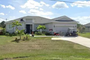 1568 SW Abacus Ave, Port Saint Lucie, FL 34953 - Photo 1
