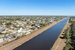 1568 SW Abacus Ave, Port Saint Lucie, FL 34953 - Photo 33