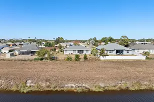 1568 SW Abacus Ave, Port Saint Lucie, FL 34953 - Photo 35