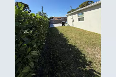 1812 SE Camilo Street, Port Saint Lucie, FL 34952 - Photo 29