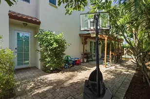 1709 NE 8th St, Fort Lauderdale, FL 33304 - Photo 3