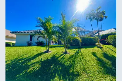 7686 La Corniche Circle, Boca Raton, FL 33433 - Photo 27