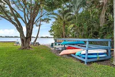 1516 S Lakeside Drive #207, Lake Worth Beach, FL 33460 - Photo 13