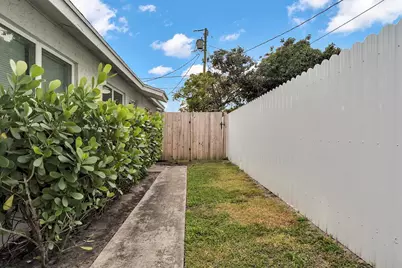 1320 Wellington Street #B, West Palm Beach, FL 33401 - Photo 3