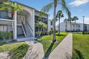 1005 Green Pine Blvd H-2, West Palm Beach, FL 33409 - Photo 5