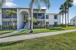 1005 Green Pine Blvd H-2, West Palm Beach, FL 33409 - Photo 3