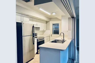 530 SW Prima Vista Boulevard, Port Saint Lucie, FL 34983 - Photo 5