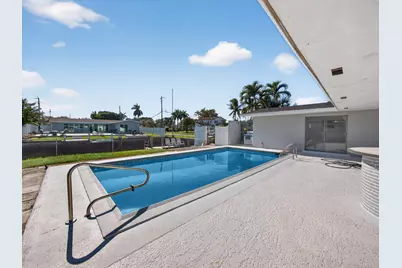 1940 NW 32 Nd Street, Oakland Park, FL 33309 - Photo 25