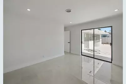 1940 NW 32 Nd Street, Oakland Park, FL 33309 - Photo 17