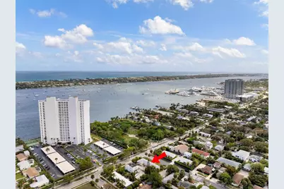 409W 50th Street, Palm Beach, FL 33480 - Photo 9