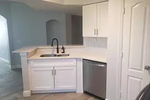 909 Belmont Pl, Boynton Beach, FL 33436 - Photo 5