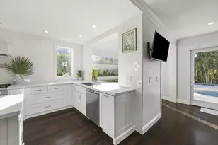 9806 SE Landing Pl, Tequesta, FL 33469 - Photo 17