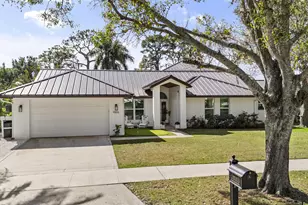 9806 SE Landing Pl, Tequesta, FL 33469 - Photo 49