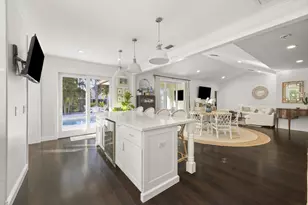 9806 SE Landing Pl, Tequesta, FL 33469 - Photo 13