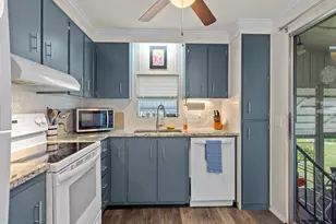 258 NE Cameo Way, Jensen Beach, FL 34957 - Photo 5