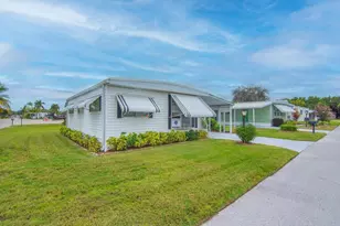 258 NE Cameo Way, Jensen Beach, FL 34957 - Photo 3