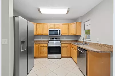 762 NE Lanfair Street, Port Saint Lucie, FL 34983 - Photo 21