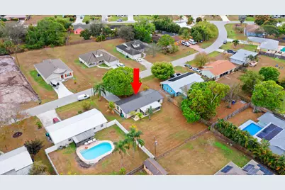 762 NE Lanfair Street, Port Saint Lucie, FL 34983 - Photo 33