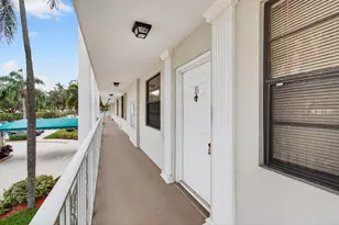 6049 Balboa Cir, Boca Raton, FL 33433 - Photo 3