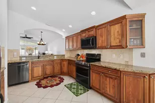 11765 Castellon Ct, Boynton Beach, FL 33437 - Photo 7