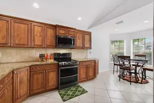 11765 Castellon Ct, Boynton Beach, FL 33437 - Photo 5