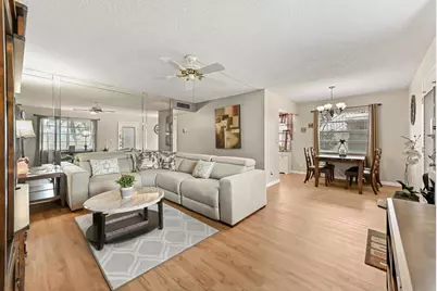 302 Capri G, Delray Beach, FL 33484 - Photo 7