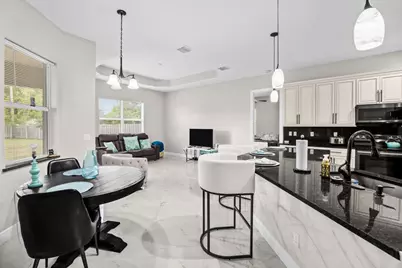 562 SW Souris Avenue, Port Saint Lucie, FL 34953 - Photo 9