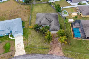 562 SW Souris Ave, Port Saint Lucie, FL 34953 - Photo 35