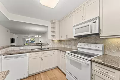 2905 SW 22nd Avenue #1030, Delray Beach, FL 33445 - Photo 11