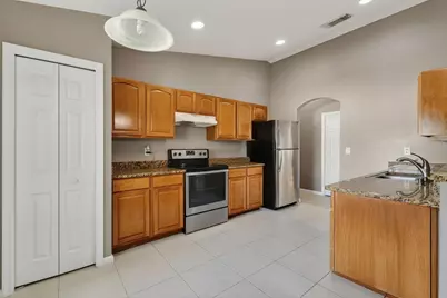 933 SW General Patton Terrace, Port Saint Lucie, FL 34953 - Photo 13