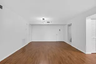 5260 NW 2nd Ave, Boca Raton, FL 33487 - Photo 7