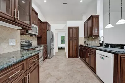 1075 W 30th Street, Riviera Beach, FL 33404 - Photo 37