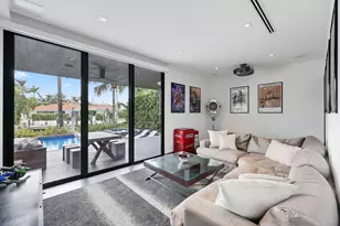 830 NE 71st St, Boca Raton, FL 33487 - Photo 19