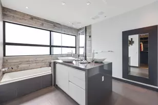 830 NE 71st St, Boca Raton, FL 33487 - Photo 31