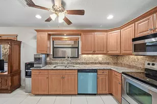 3135 NW 13th St, Delray Beach, FL 33445 - Photo 13
